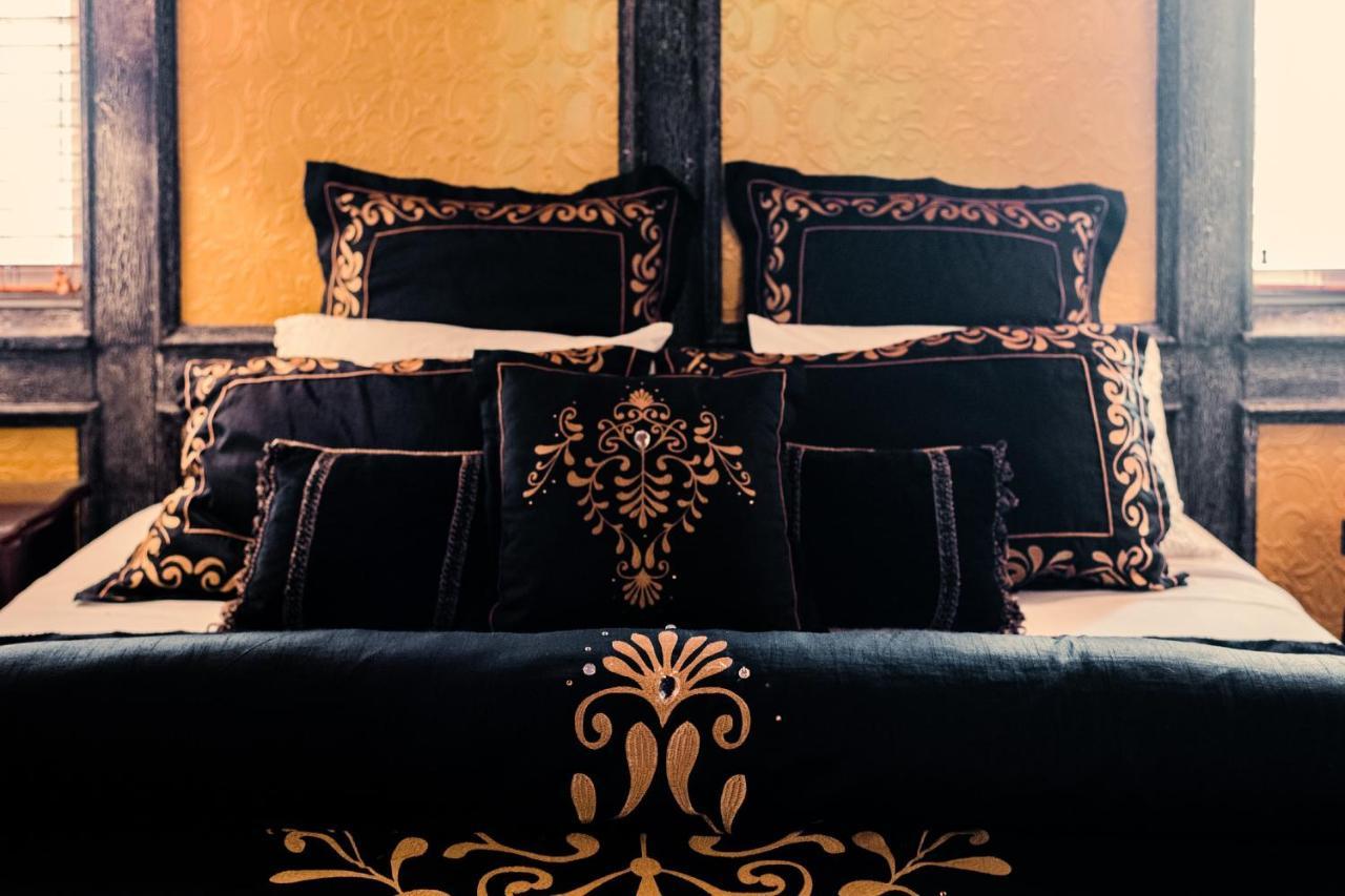 Castlemaine Colonial Motel Екстер'єр фото
