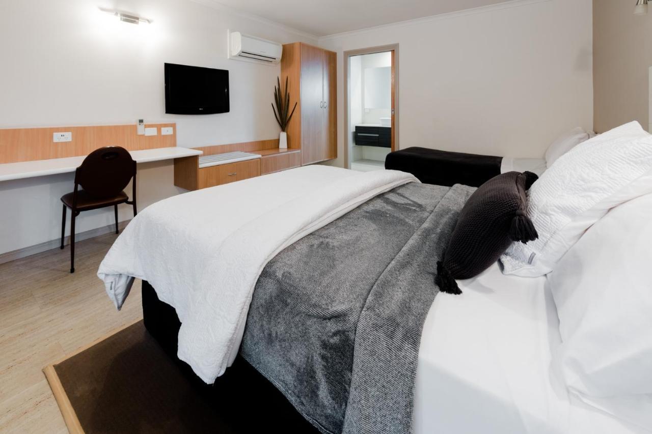 Castlemaine Colonial Motel Екстер'єр фото